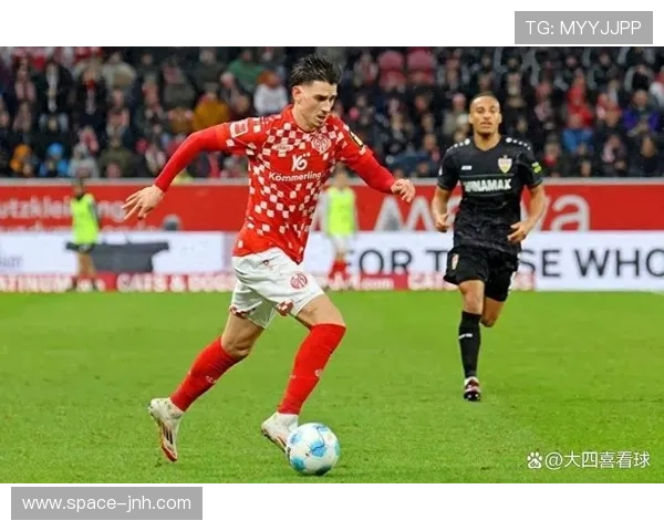 德甲保级圈析：圣保利深陷降级区寻生机