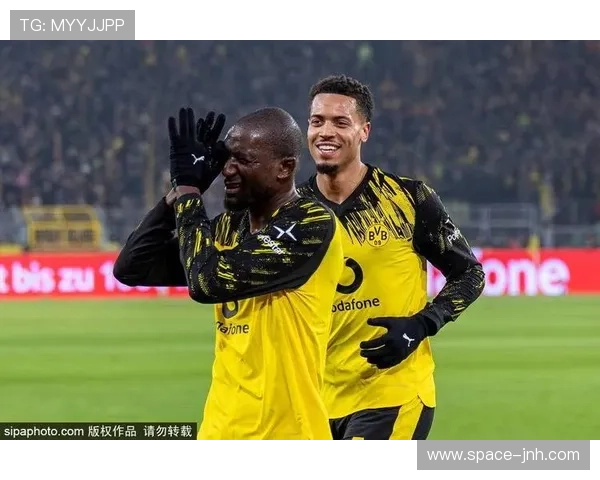 多特蒙德4-0大胜美因茨,赖尔森助攻大四喜主导比赛 多特蒙德4-0大胜美因茨,赖尔森助攻大四喜主导比赛