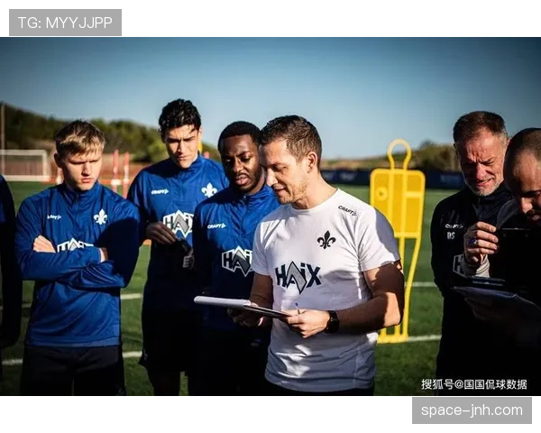 保级生死战前瞻:达姆施塔特与波鸿的直接对话